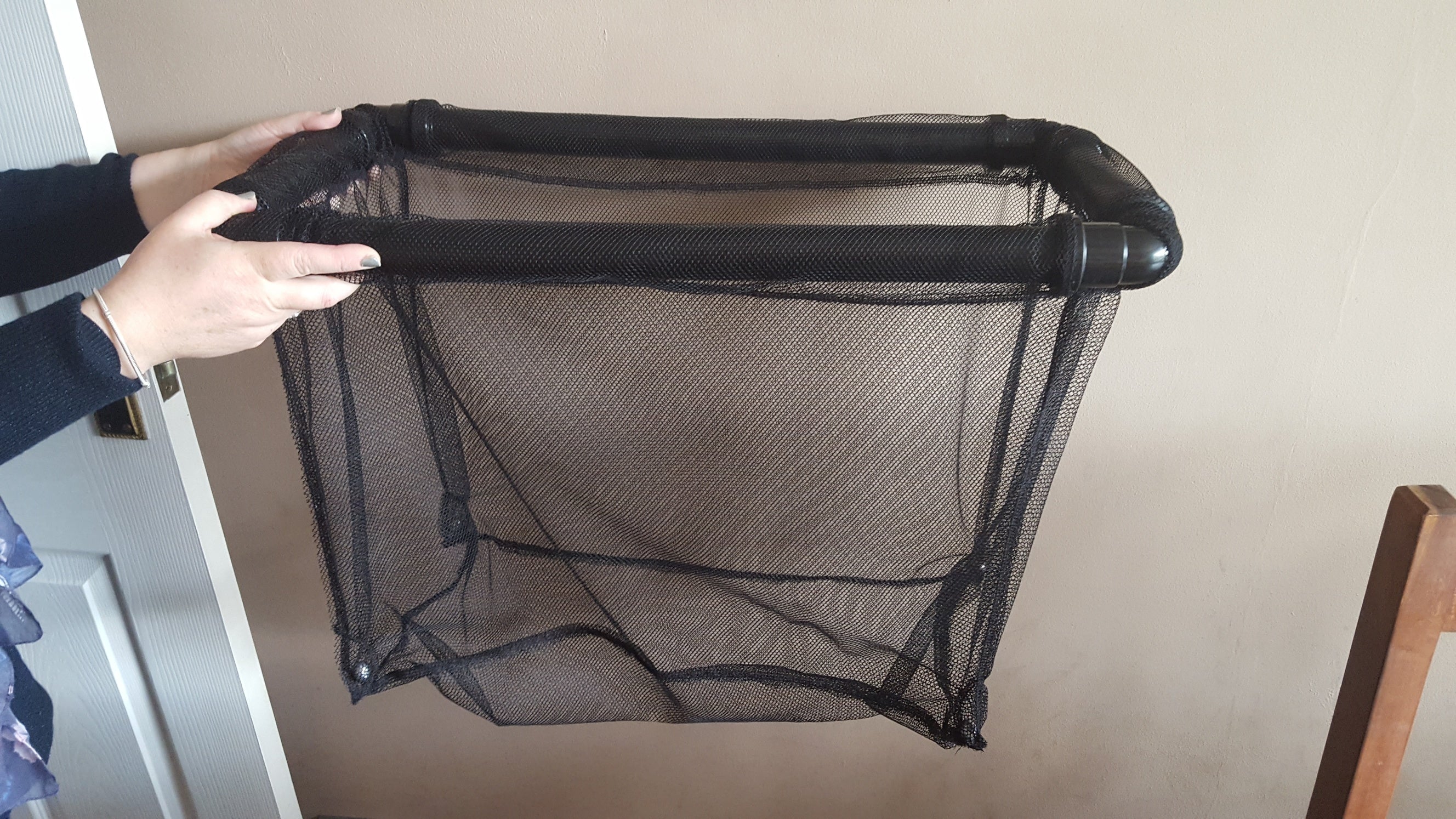 1ft x 2ft x 18″ deep Floating Fish Containment Net 3mm mesh