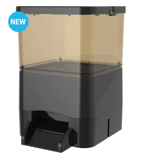 NEW- AQUAFORTE 8LTR FISH FEEDER
